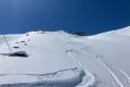 Pulverabfahrt in den Stubaier Alpen April 21